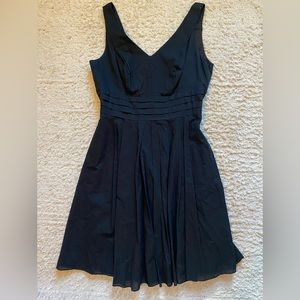 White House Black Market black sleeveless dress, size L